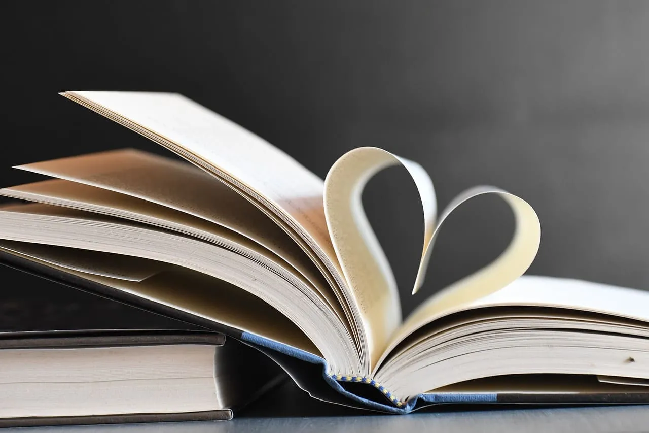 Como usar referências e citações em livro acadêmico?